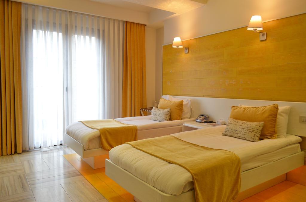 Selection Premium Hotel Istanbul Bilik gambar